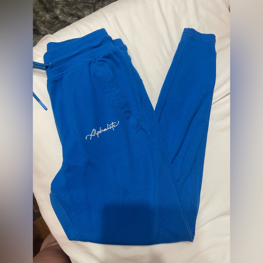 Alphalete joggers